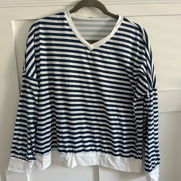 NEW SHEIN Striped Navy and White Set - size S - Picture 3 of 4